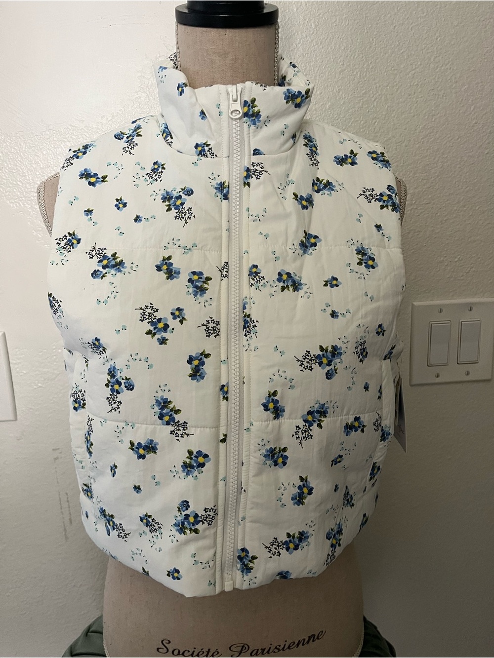 love, Fire White Floral Quilted Puffer Vest with Blue Flowers